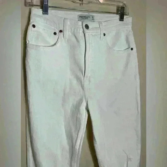 ABERCROMBIE AND FITCH WHITE ANKLE STRAIGHT ULTRA HIGH RISE JEANS - Picture 2 of 7